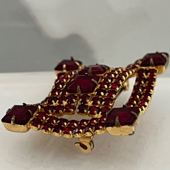 Vintage Brooch Czech Garnet Glass Bohemian - Picture 6 of 16